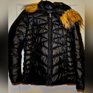 Guess Black Quilted Puffer Jacket with Faux Fur Trim Size Large